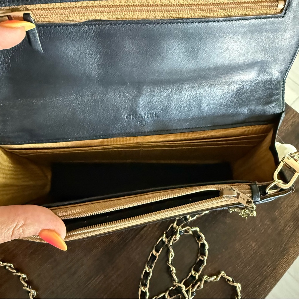 CHANEL Caviar WOC (Wallet on Chain) – 24K Gold Hardware | Versatile Black - Picture 14 of 17